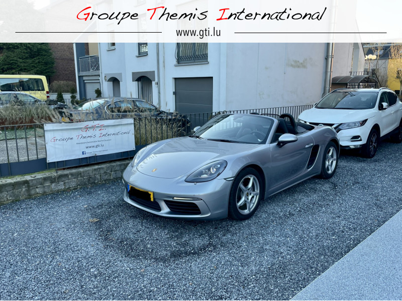 Porsche Boxster 718 2.0 PDK 300 Flat4